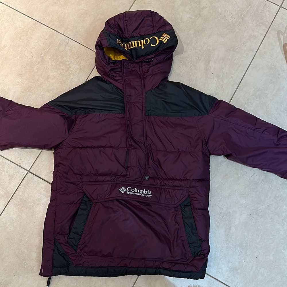 Columbia puffy hoodie- SUPER WARM! Size M